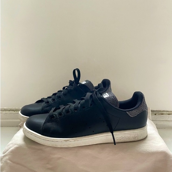 WOMENS STAN SMITHS - Picture 2 of 3